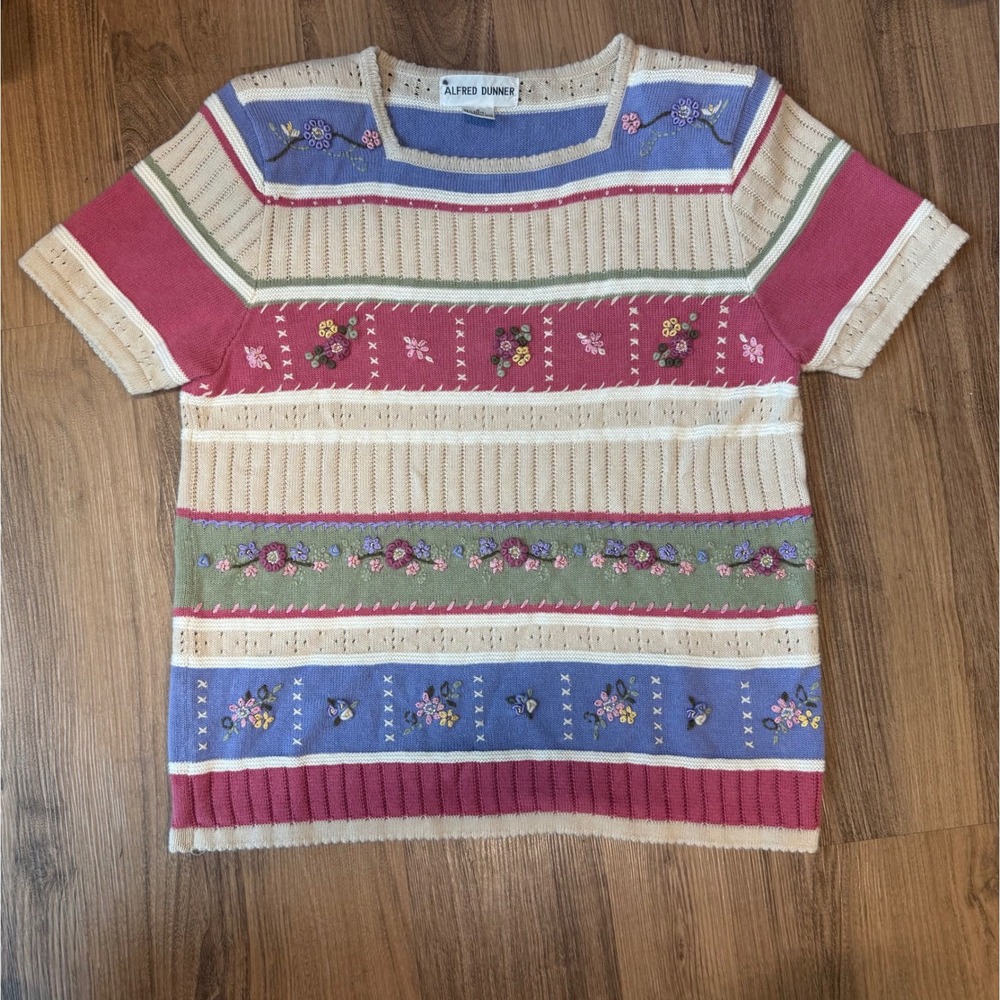 Vintage Cottagecore Floral Embroidered Knit Sweater Top Boho Granny Chic Small